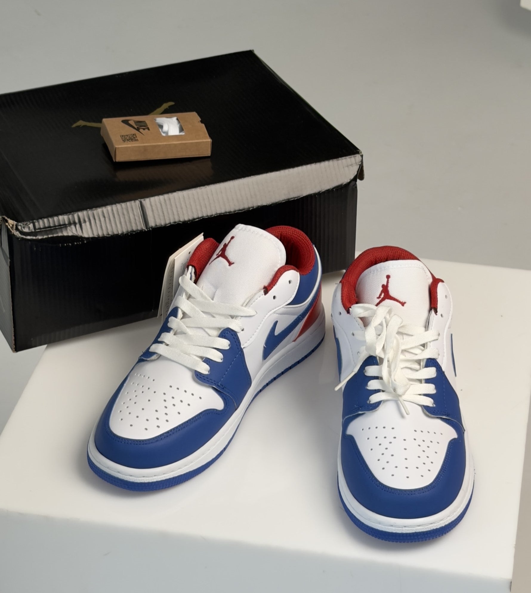 Air Jordan ROME