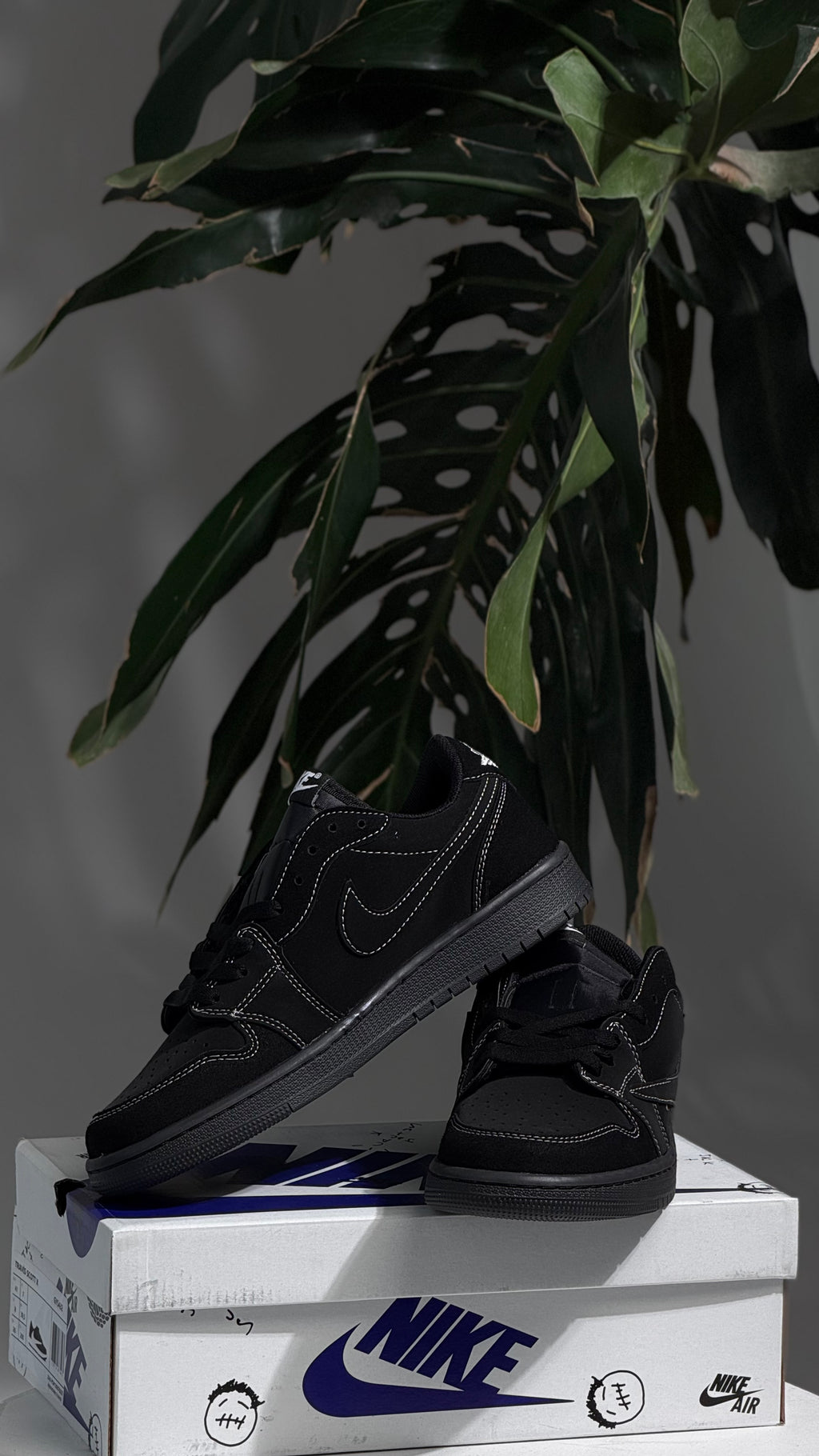 NIKE TRAVIS SCOTT BLACK