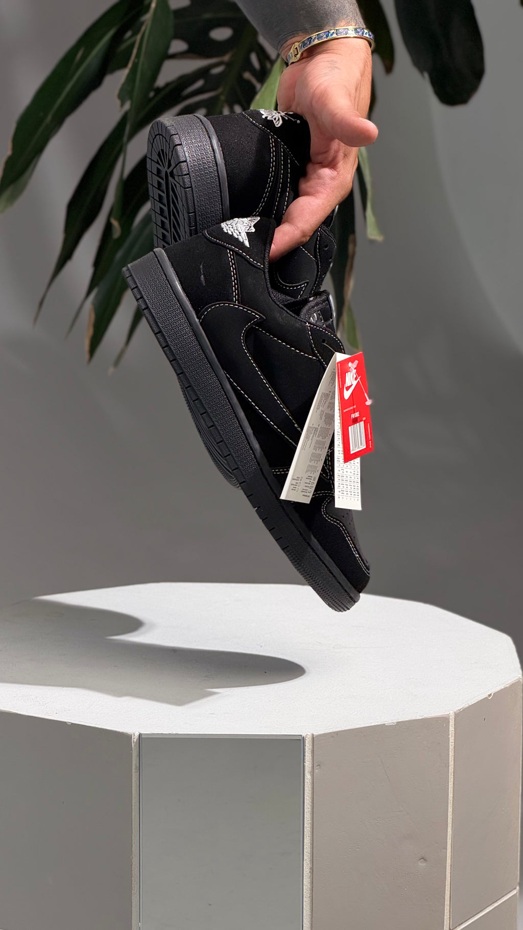 NIKE TRAVIS SCOTT BLACK