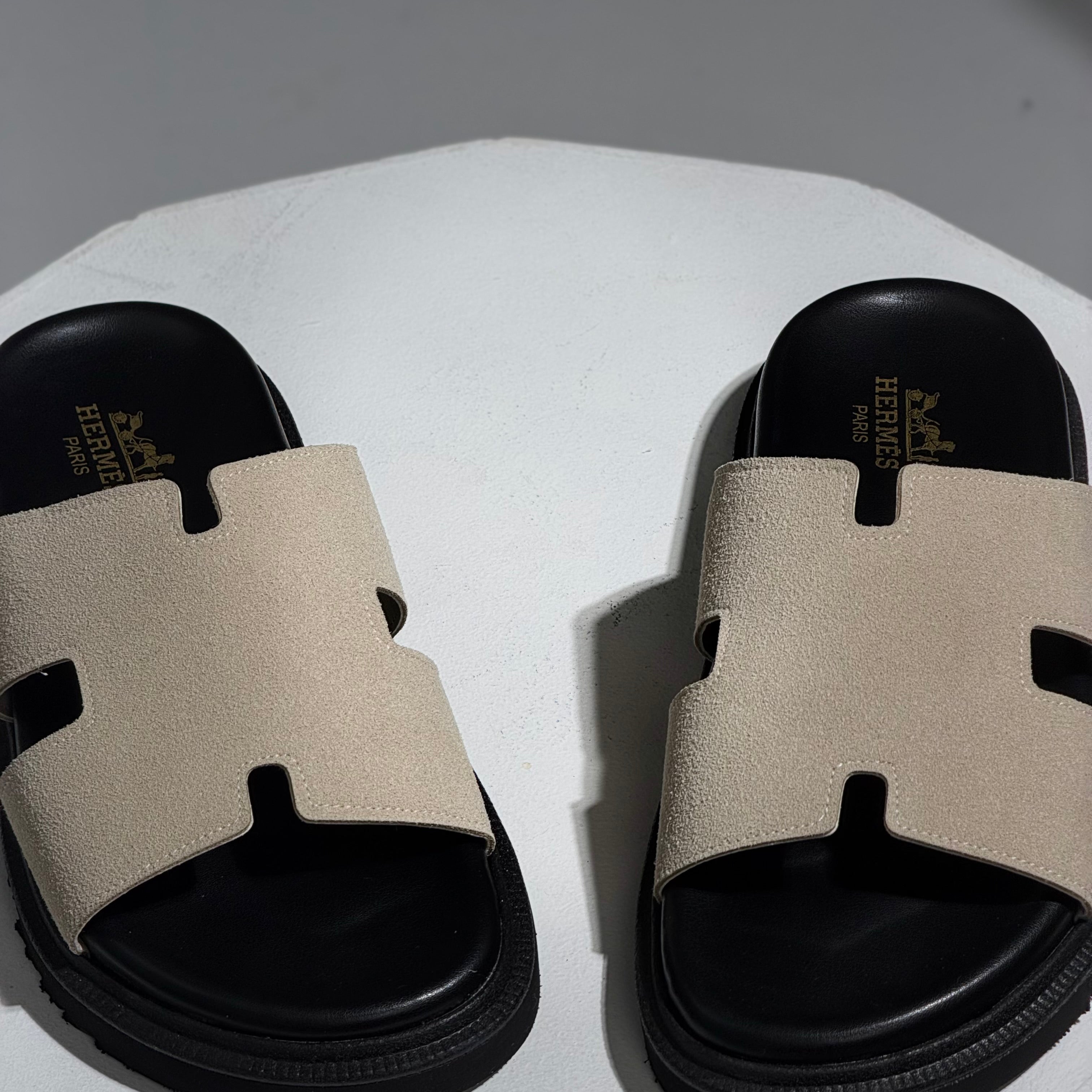 HERMES WHITE