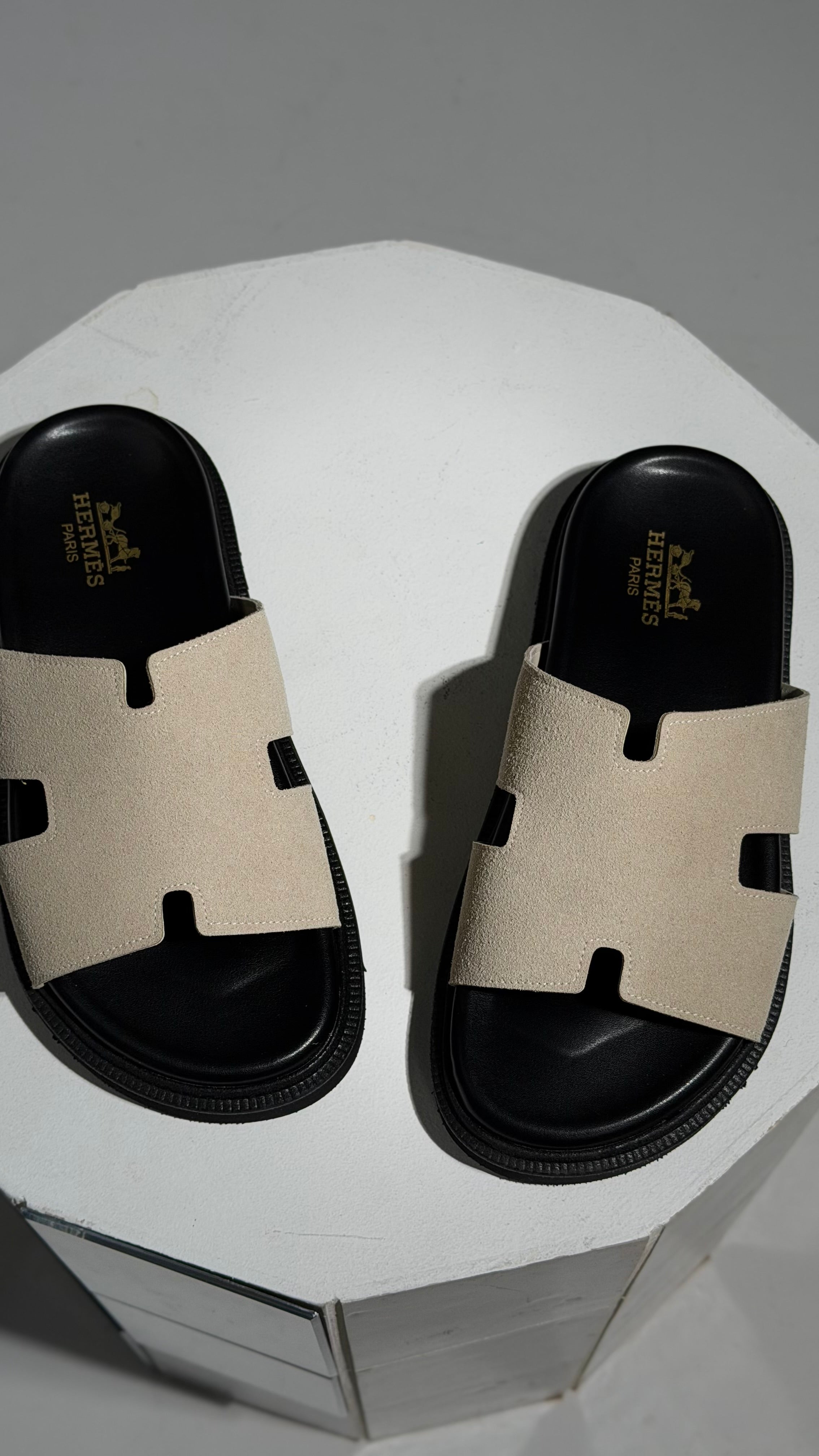 HERMES WHITE