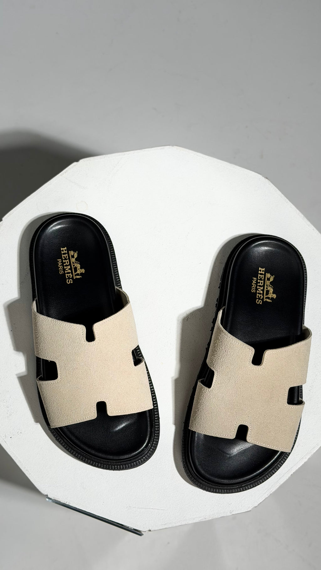 HERMES WHITE